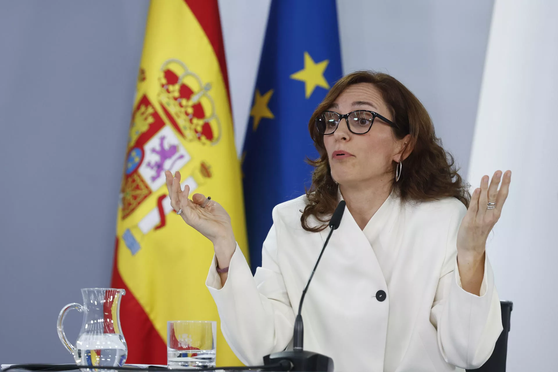  La ministra de Sanidad, Mónica García. / EFE - JAVIER LIZÓN