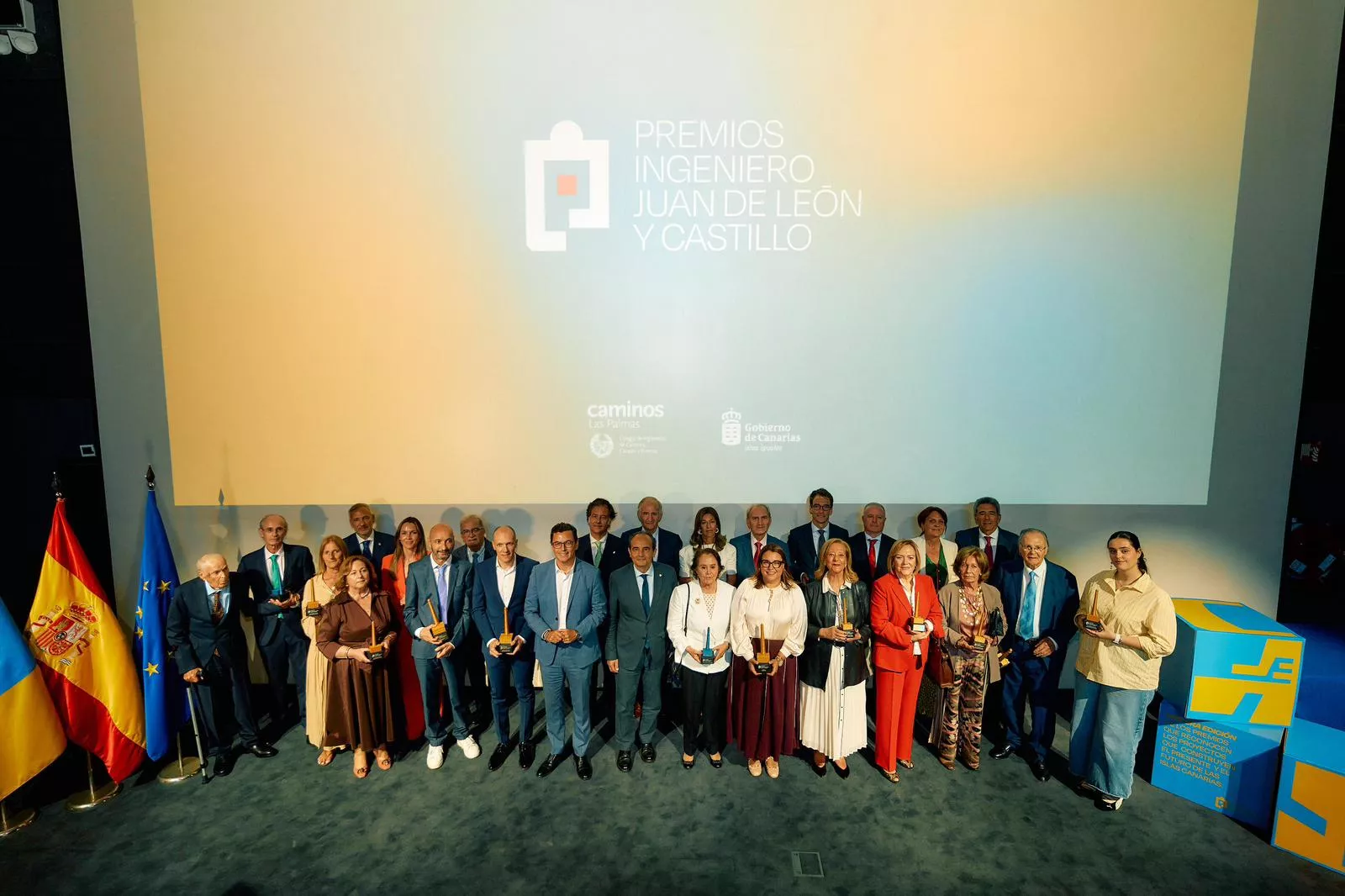La ingeniería canaria premia a ASTICAN, la GC-3 y la desaladora más eficiente del mundo. AH