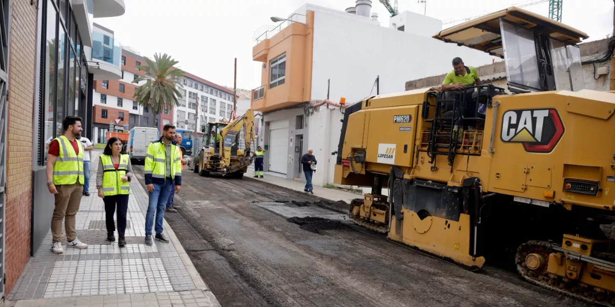 Asfaltado en Guanarteme / AYUNTAMIENTO DE LAS PALMAS DE GRAN CANARIA