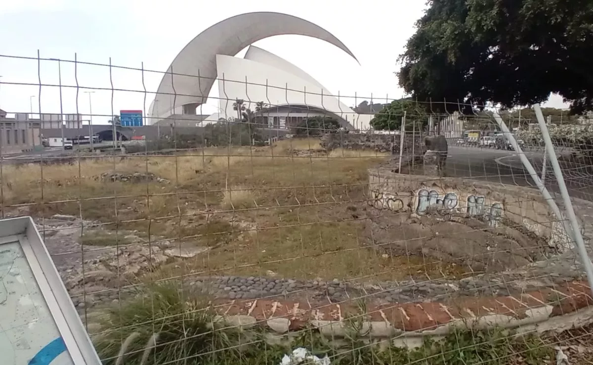 Batería de San Francisco junto a la avenida de la Constitución y próxima al Auditorio|AH