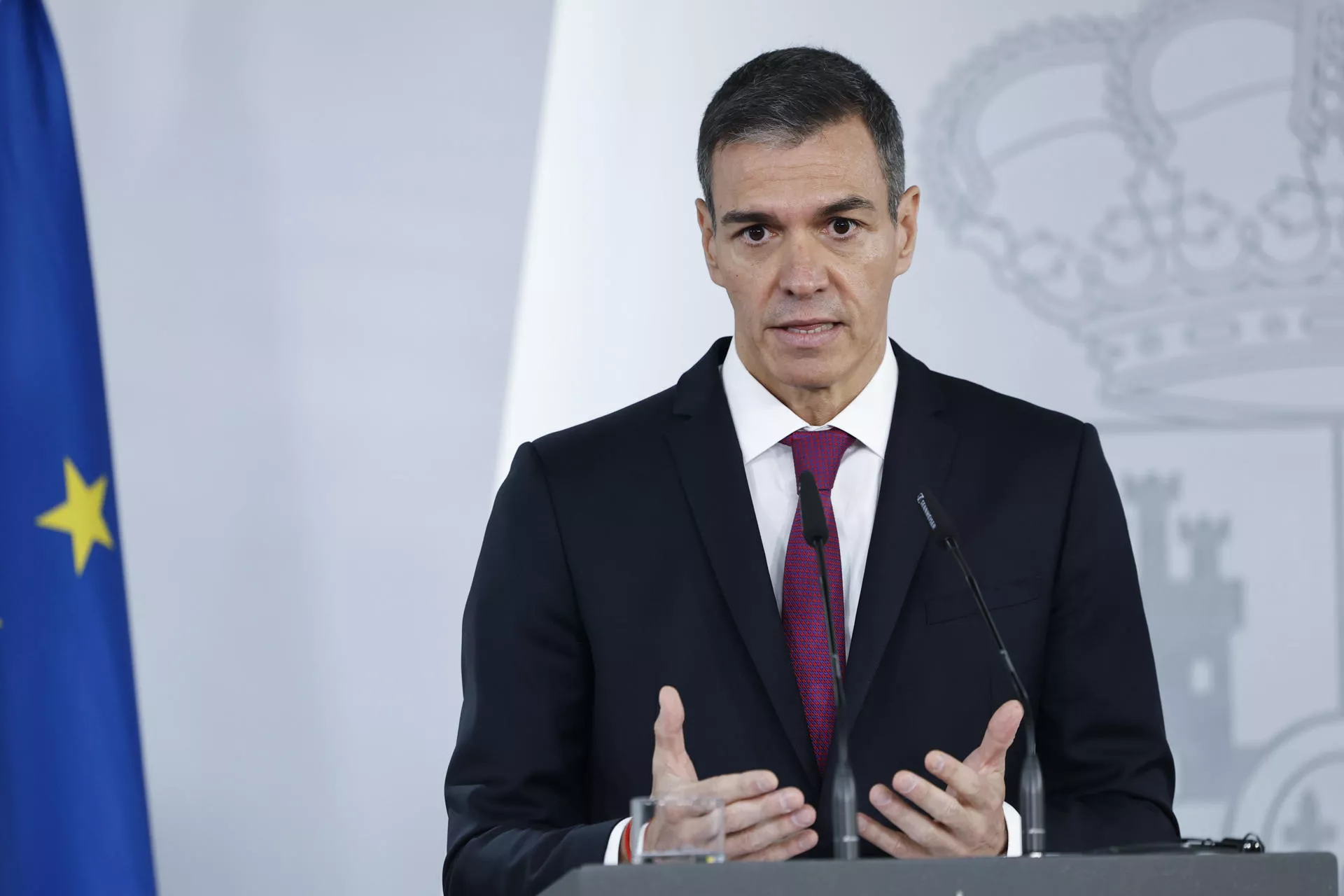 El presidente del Gobierno, Pedro Sánchez, durante su intervención en la rueda de prensa conjunta con el director general de la Organización Mundial de la Salud, Tedros Adhanom. / EFE - CHEMA MOYA