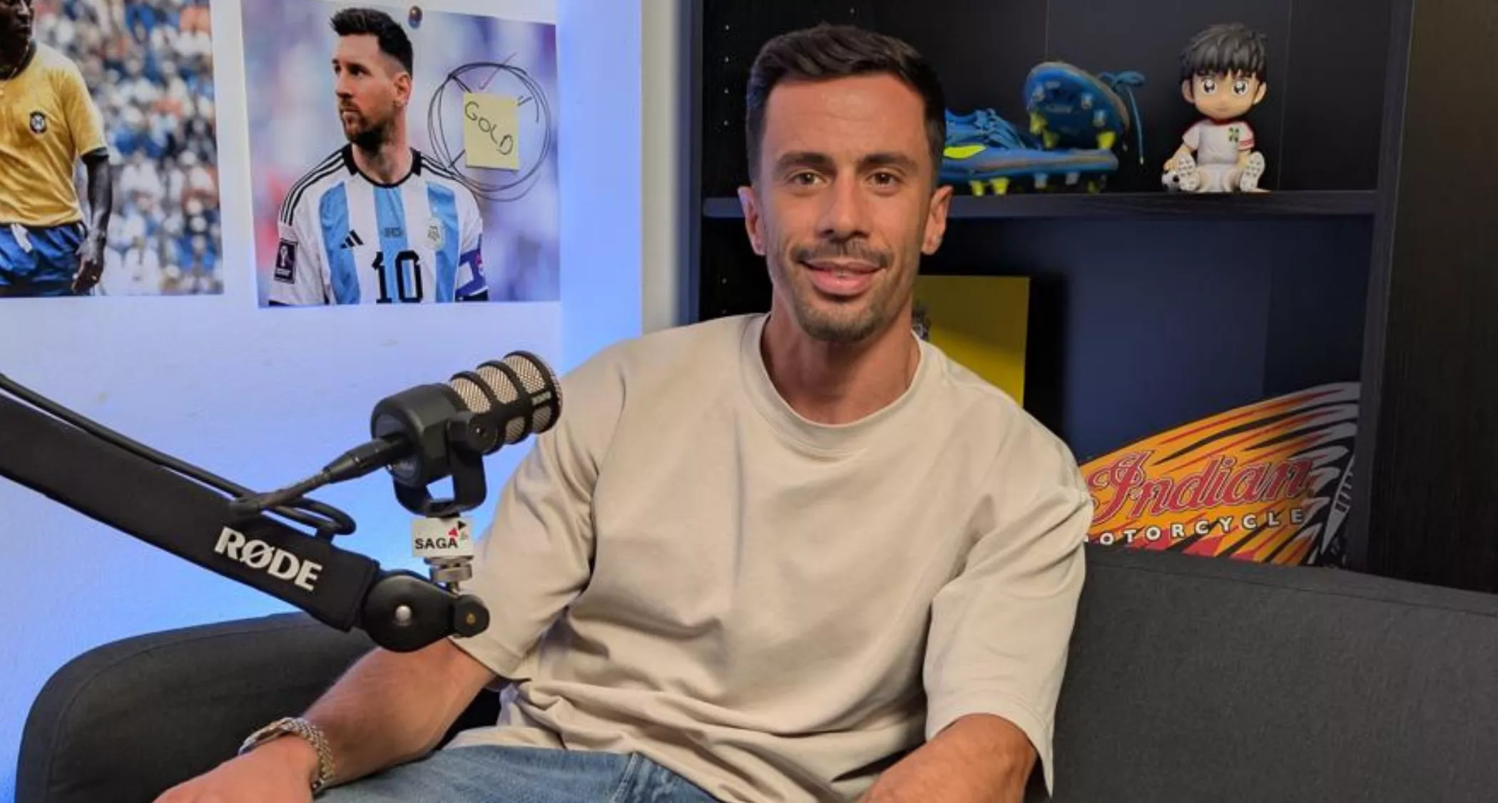 Hernán Santana, el futbolista que aprendió a preguntar. / AH