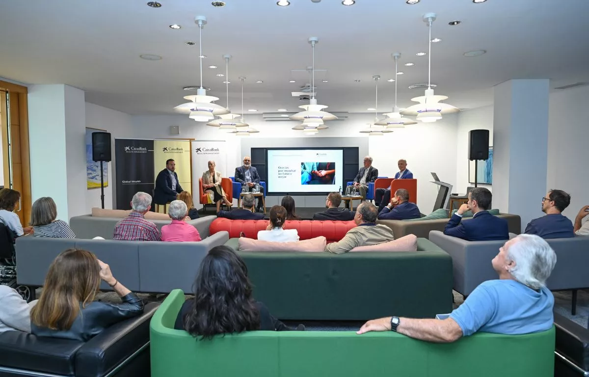 CaixaBank reúne en Gran Canaria a clientes de banca privada en una jornada sobre filantropía y responsabilidad social. AH