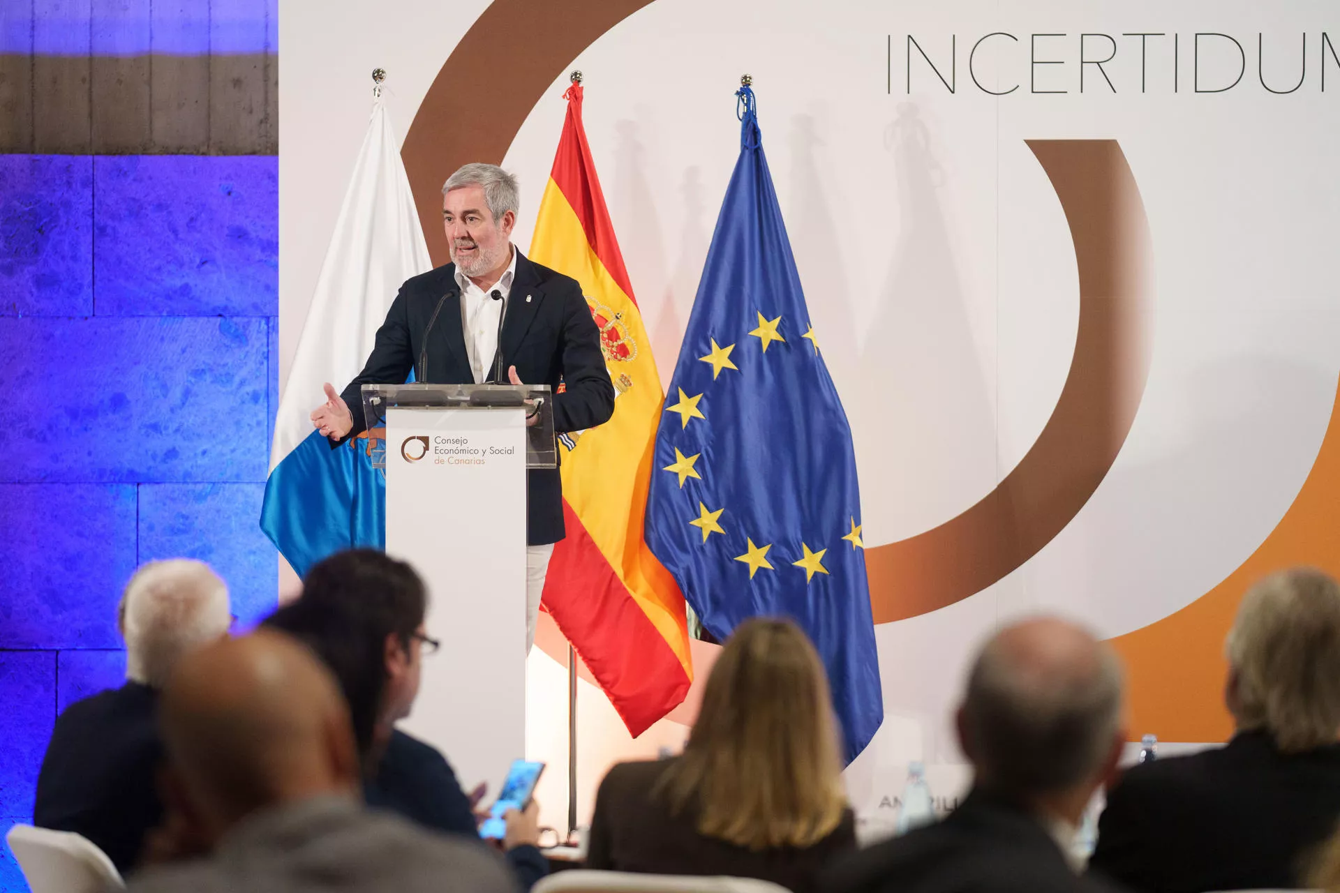 El presidente de Canarias, Fernando Clavijo. / RAMÓN DE LA ROCHA-EFE
