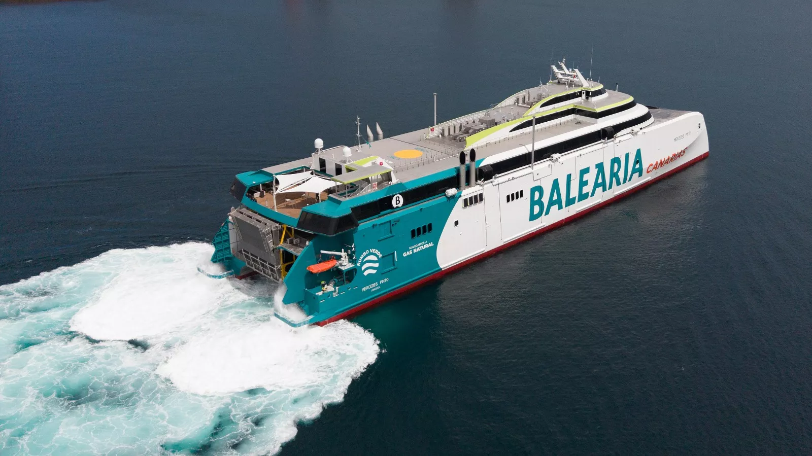 Baleària incorpora a Canarias el nuevo ‘fast ferry’ Mercedes Pinto. / BALEÀRIA 