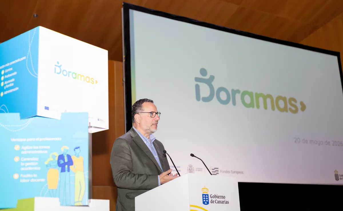 El consejero de Educación, Poli Suárez, durante la presentación de Doramas / GOBIERNO DE CANARIAS