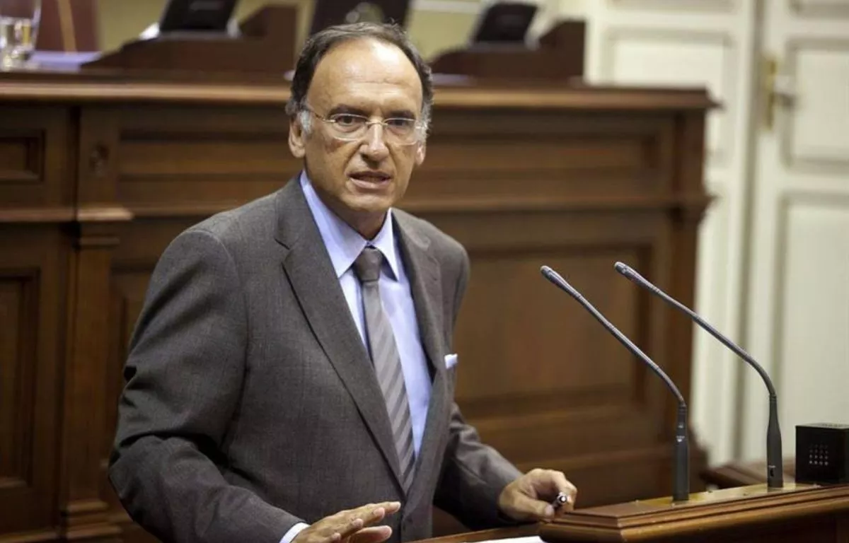 El senador del PSOE por Lanzarote, Manuel Fajardo. ARCHIVO
