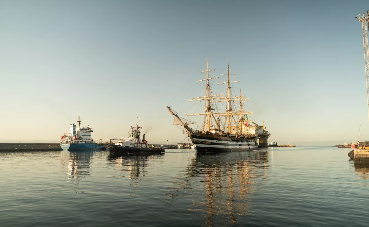 Buque escuela Amerigo Vespucci / PUERTOS DE TENERIFE