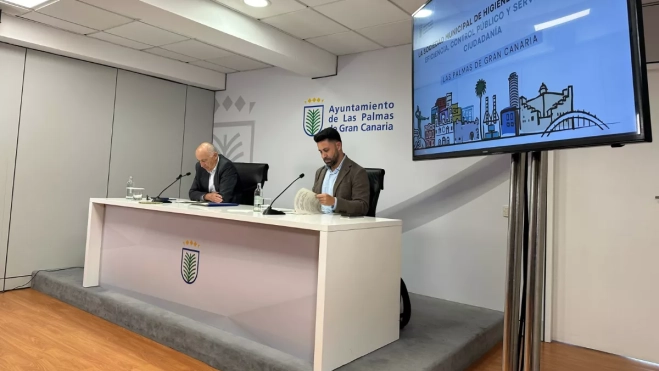 Francisco Hernández Spínola y Héctor Alemán en la rueda de prensa / ATLÁNTICO HOY - MARCOS MORENO Francisco Hernández Spínola y Héctor Alemán en la rueda de prensa / ATLÁNTICO HOY - MARCOS MORENO
