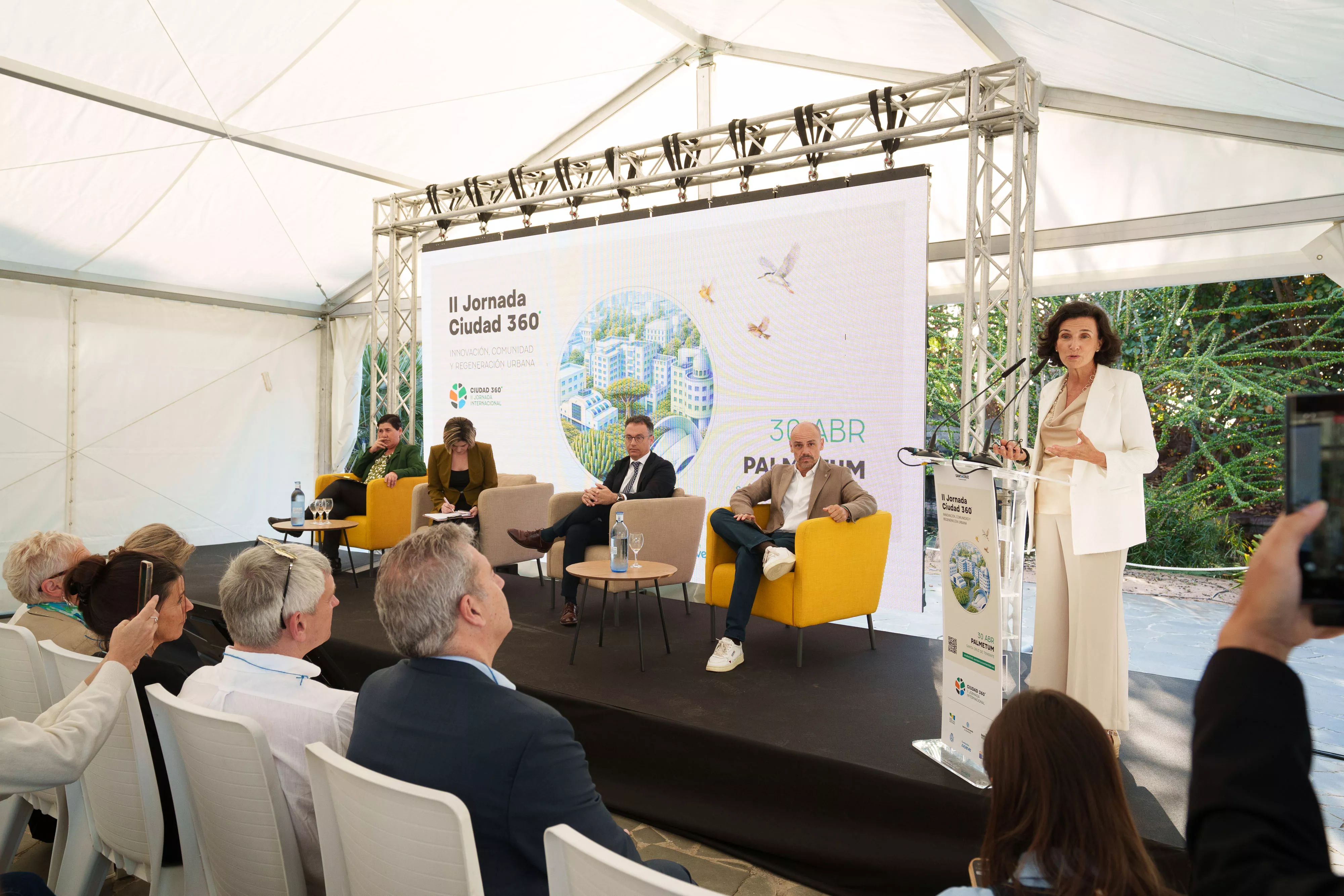 Momento de la inauguración de la Jornada Internacional Ciudad 360º. / CEDIDA