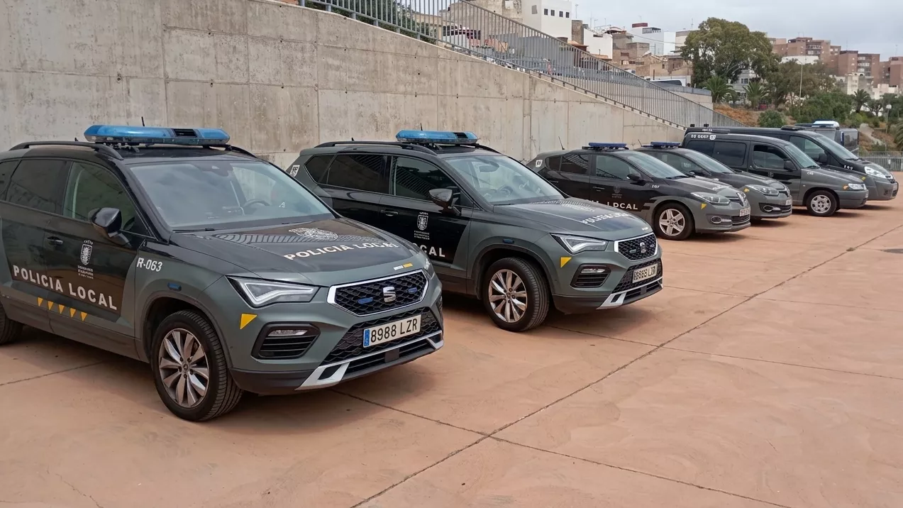 Vehículos de la Policía Local de Las Palmas de Gran Canaria. AH