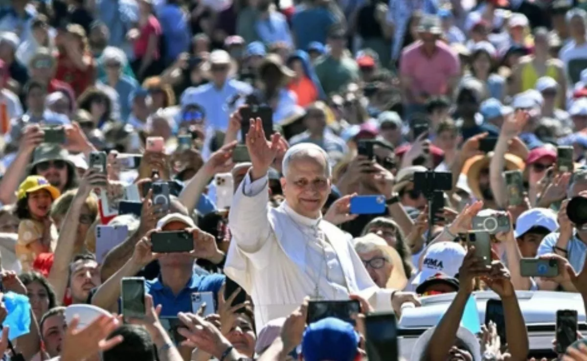 Saludo del papa León XIV antes de celebrar la misa del Jubileo|ANTENA3