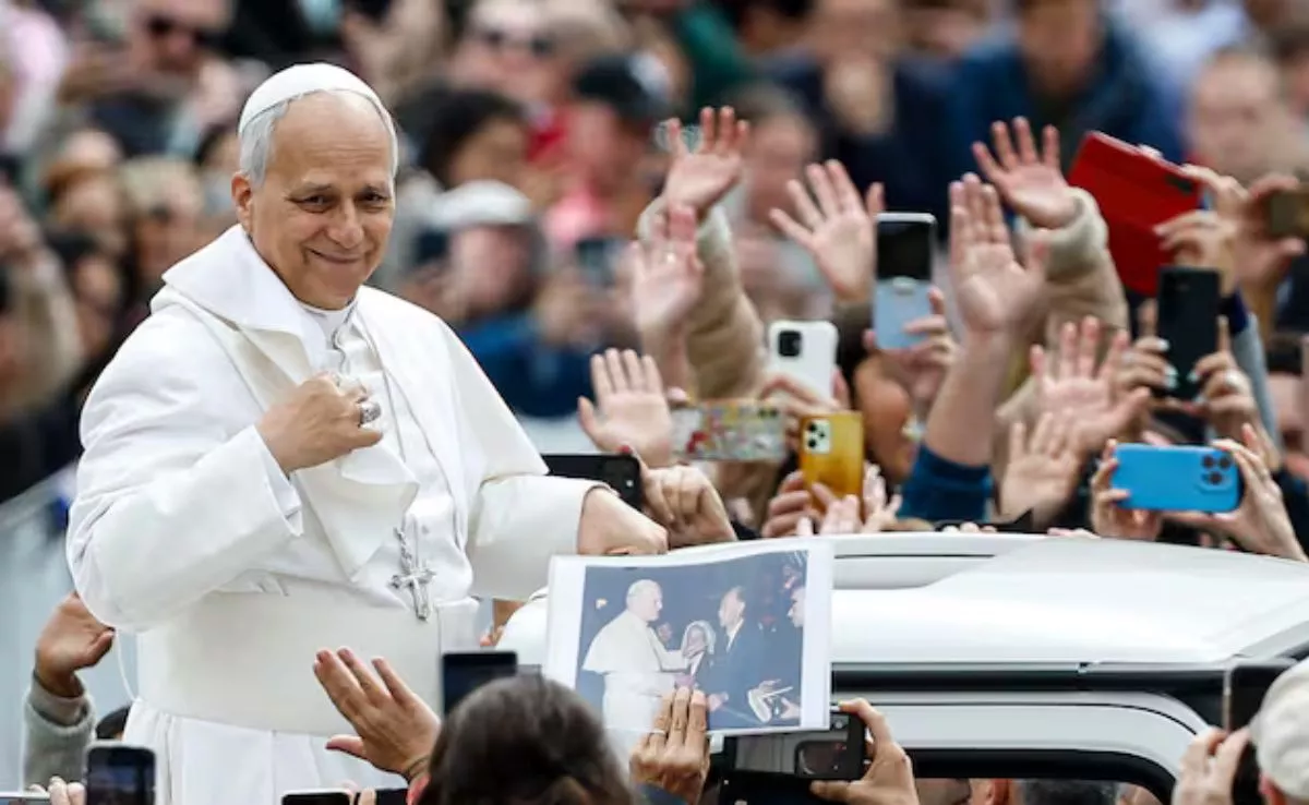 Papa León XIV durante una de sus visitas|EFE