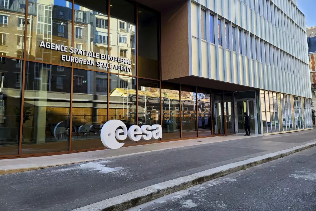 Imagen de archivo del exterior de la sede de la Agencia Espacial Europea (ESA) en París, Francia. / EFE - EDGAR SAPIÑA