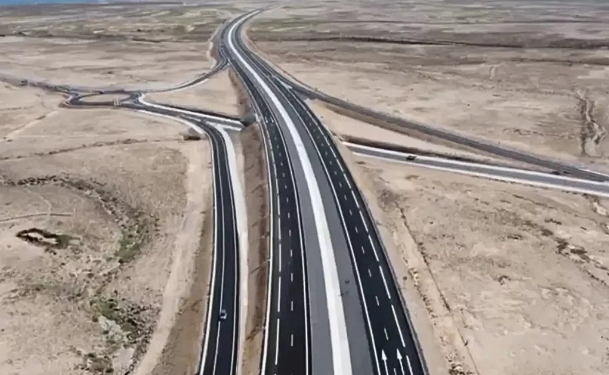  Tramo entre el Aeropuerto de Fuerteventura y el cruce de Pozo Negro de la autovía Norte-Sur / AH