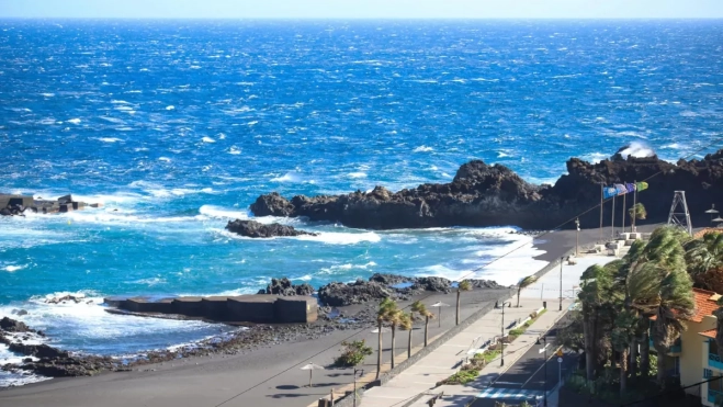 Imagen de archivo del mar en Canarias / EFE