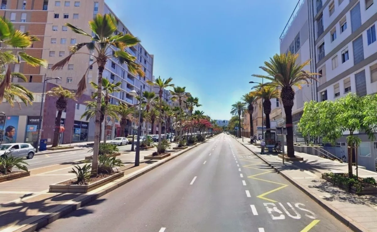Carril exclusivo para guaguas con la intención de fomentar el uso del transporte público / AYUNTAMIENTO DE SANTA CRUZ DE TENERIFE