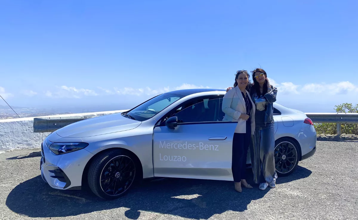 Victoria López, presidenta del Grupo Fedola, y la periodista Yara de León / ARIADNA MARTÍNEZ - ATLÁNTICO HOY