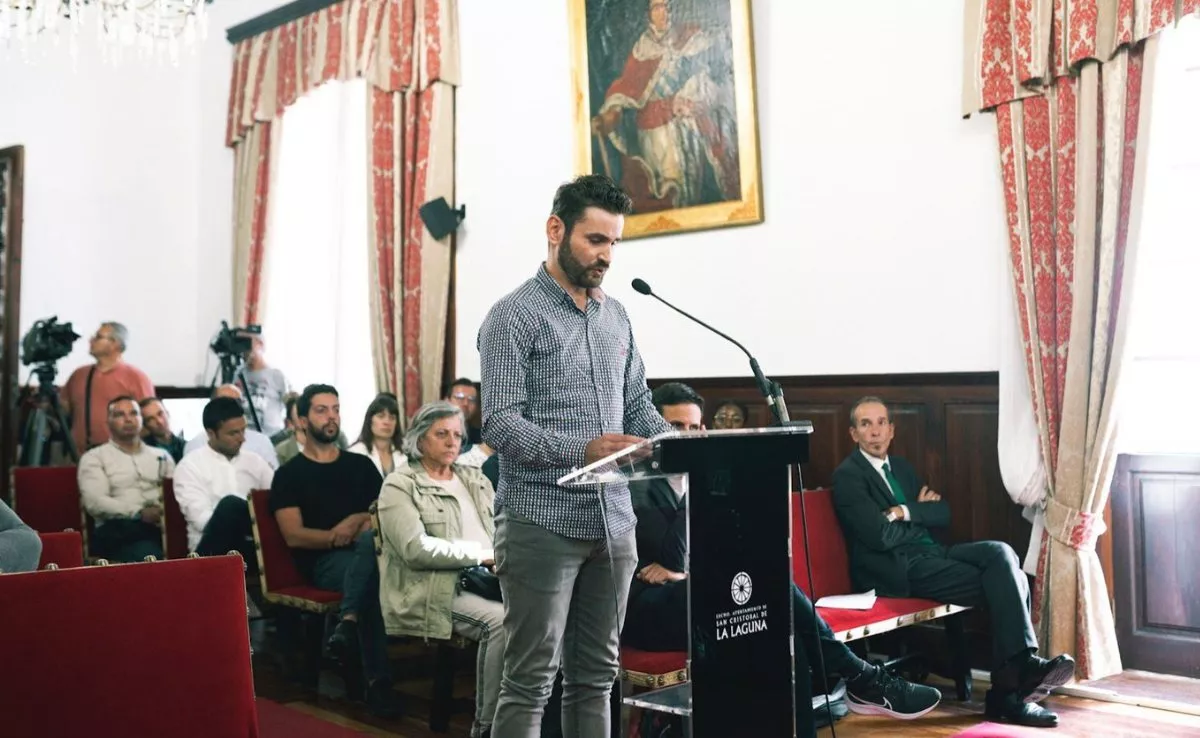 Ciro Molina durante su intervención en el Pleno del Ayuntamiento de La Laguna|REDES