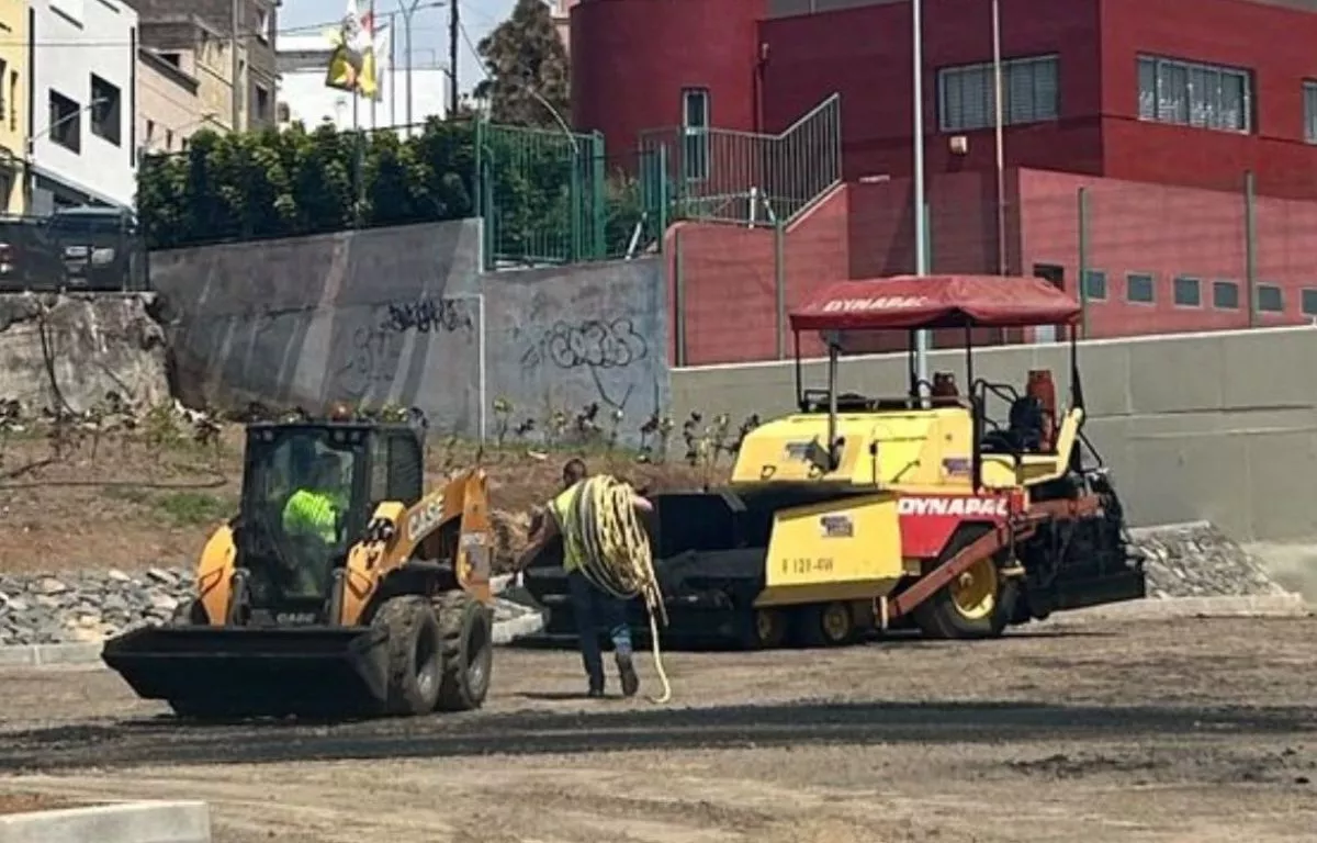 Trabajos de asfaltado en el suroeste de Santa Cruz de Tenerife. CEDIDA