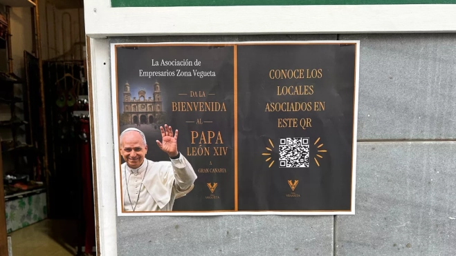 Cartel de bienvenida al papa por parte de los empresarios / ATLÁNTICO HOY - MARCOS MORENO Cartel de bienvenida al papa por parte de los empresarios / ATLÁNTICO HOY - MARCOS MORENO