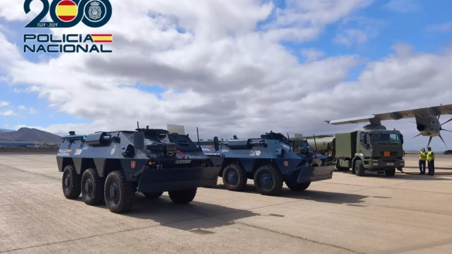 BMR de la Unidad de Intervención Policial (UIP). / POLICÍA NACIONAL BMR de la Unidad de Intervención Policial (UIP). / POLICÍA NACIONAL