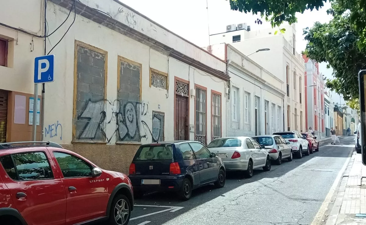 Vivienda cerrada y tapiada en Santa Cruz de Tenerife|AH
