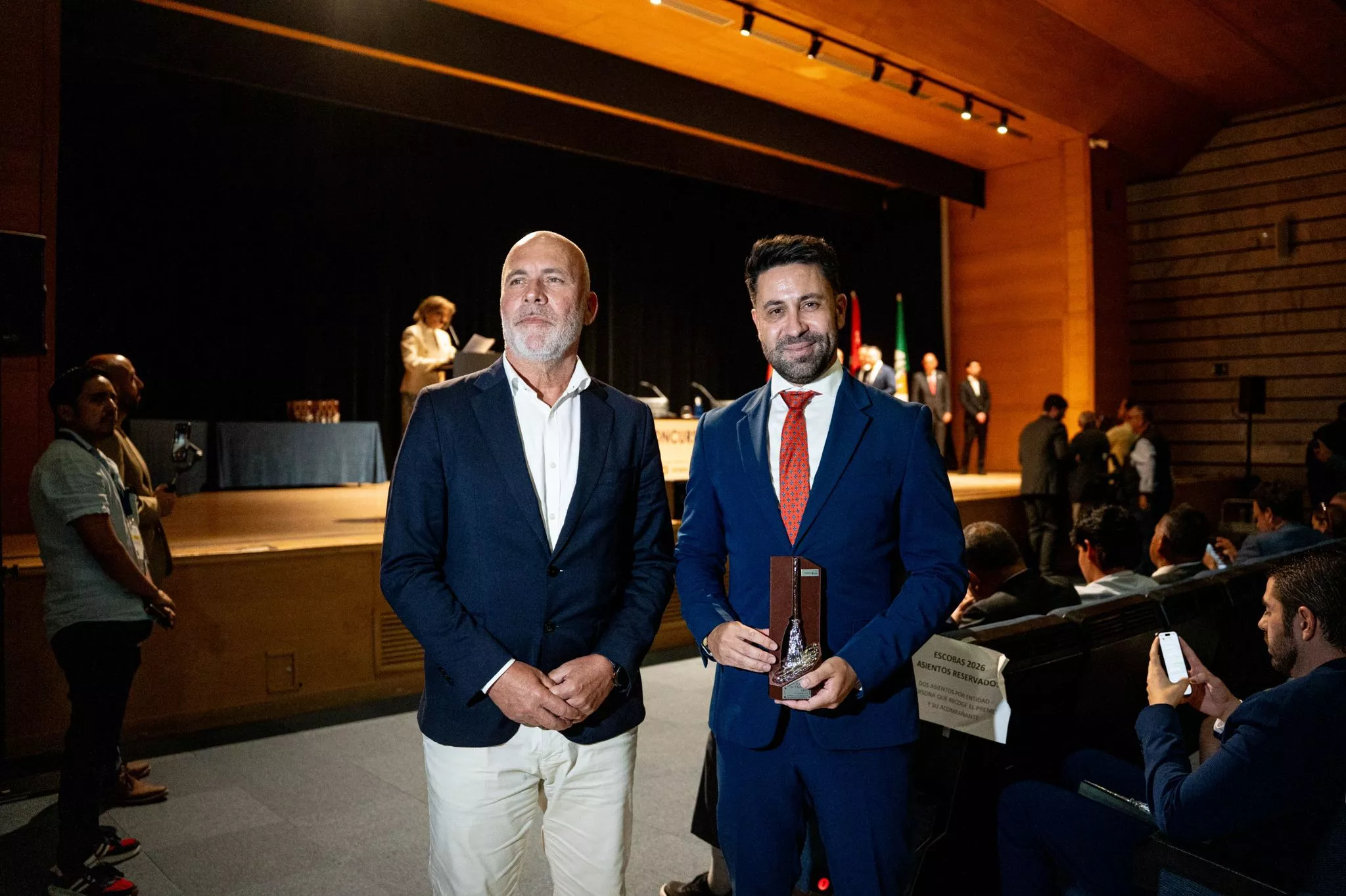 Escoba de Platino, Hector Alemán y Antonio Marcelino Santana González. AYUNTAMIENTO LPA