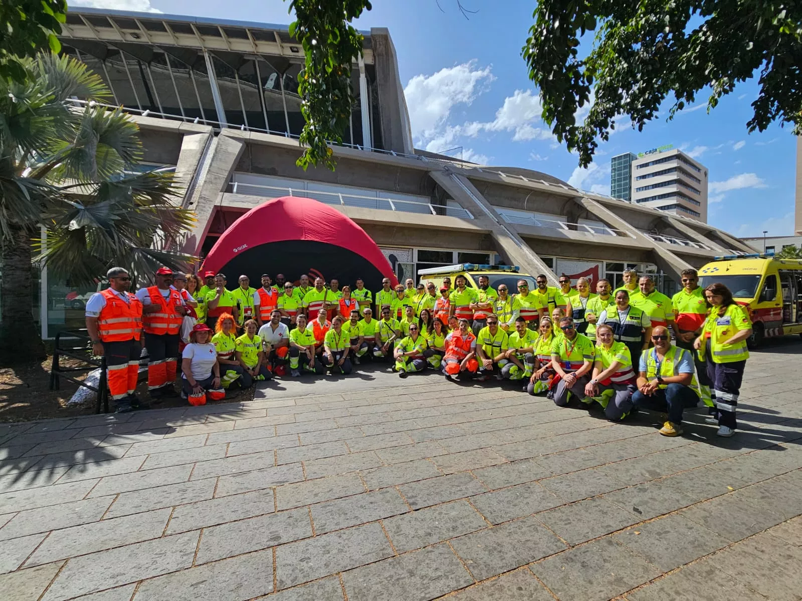 Trabajadores de los servicios de emergencias. / CEDIDA