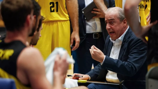 Imagen de Txus Vidorreta, extécnico del CB Canarias / EFE - ELISEO TRIGO