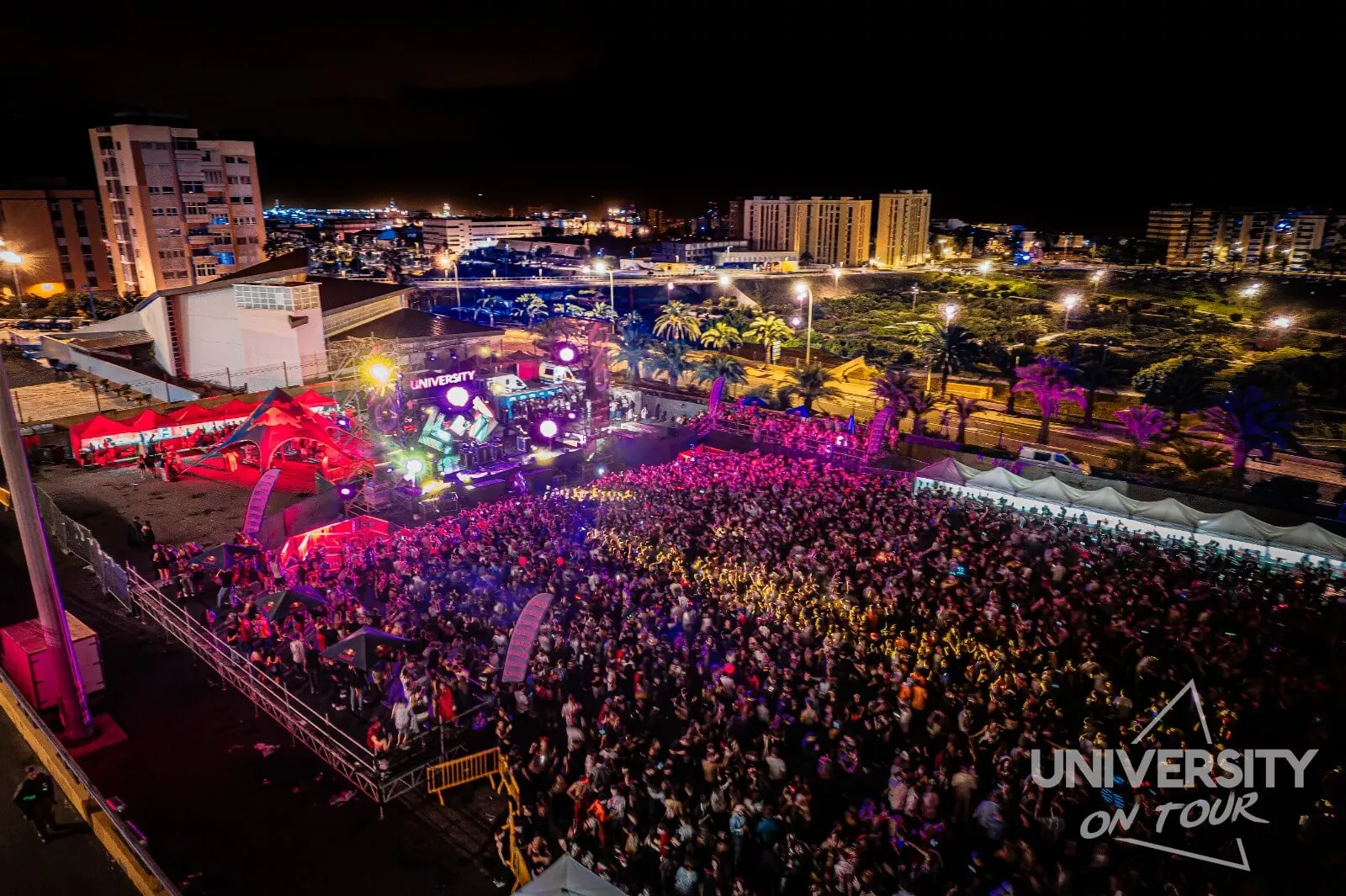 Una fiesta de 'University' en Las Palmas de Gran Canaria. UNIVERSITY