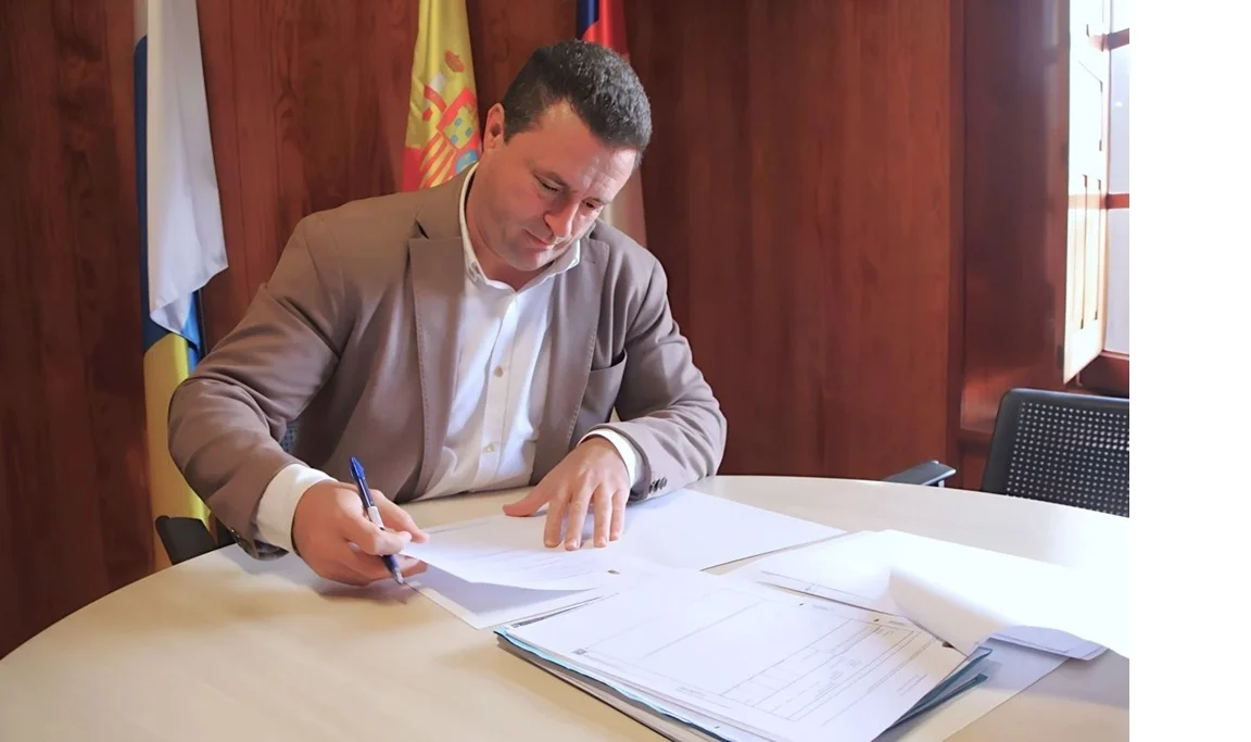 Óscar Noda, alcalde de Yaiza