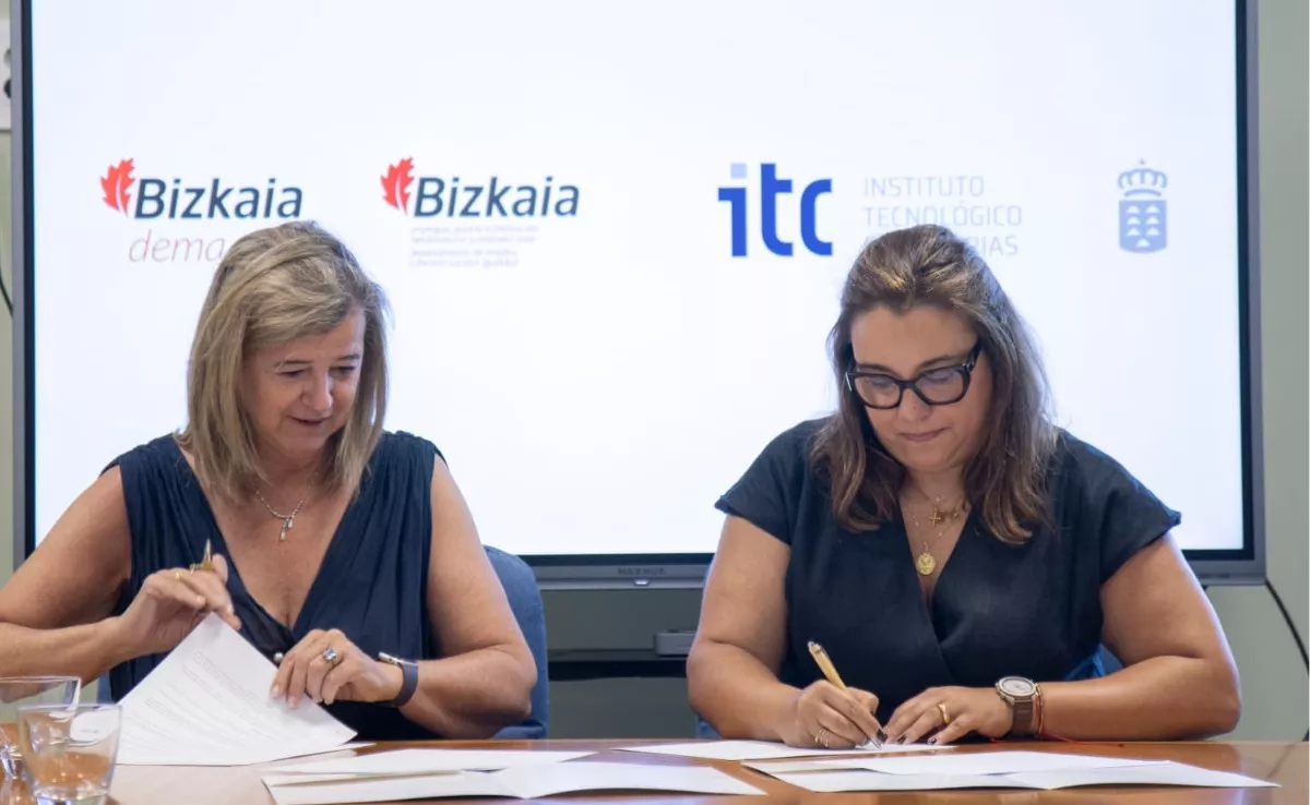 Imagen de la firma entre ITC y DEMA |CEDIDA