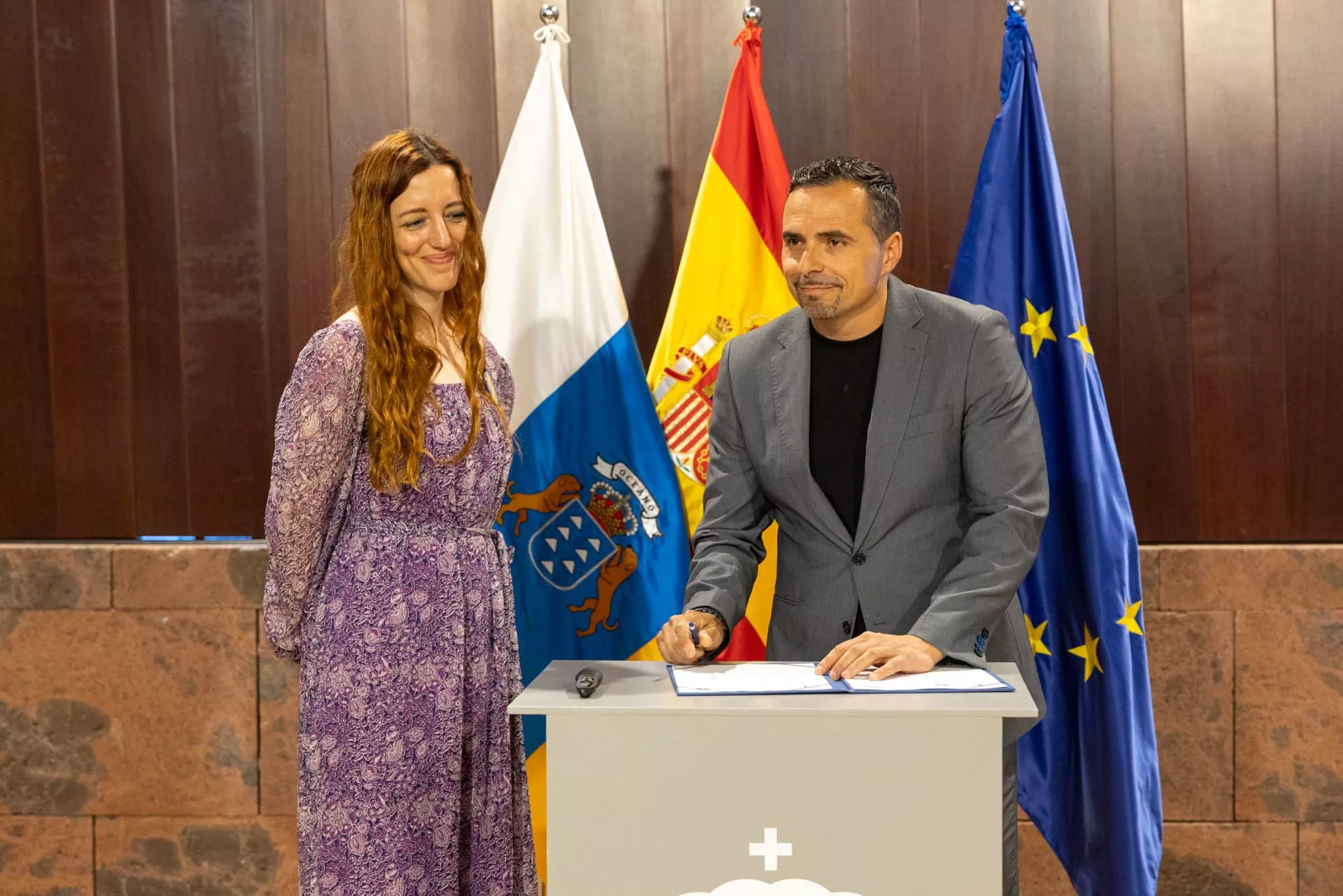 Firma del convenio del proyecto para atender a personas sin hogar con adicciones y problemas de salud mental. / GOBIERNO DE CANARIAS