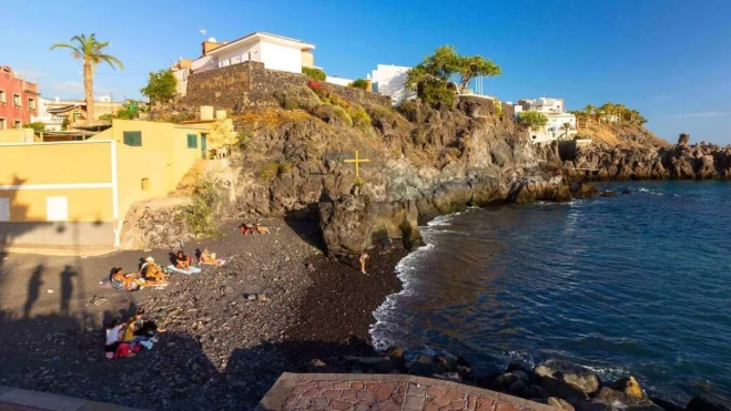 Playa de Alcalá / HOLA ISLAS CANARIAS