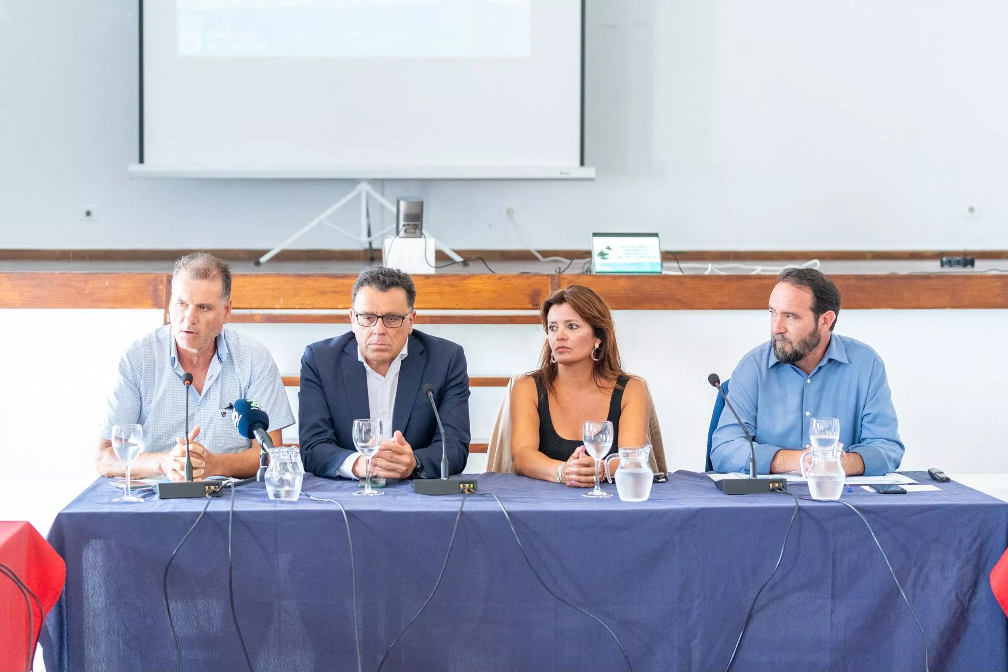El Gobierno de Canarias licitará las obras del nuevo tramo marítimo de abastecimiento de agua potable a La Graciosa. AH