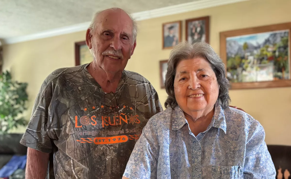Fotografía del 25 de Junio de 2026 de Lloyd y Doris Serigne, descendientes de canarios, posando en Luisiana (Estados Unidos) / EFE - Alejandra Arredondo