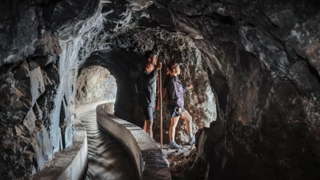 Uno de los túneles del sendero de Marcos y Cordero / TURISMO DE LA PALMA Uno de los túneles del sendero de Marcos y Cordero / TURISMO DE LA PALMA