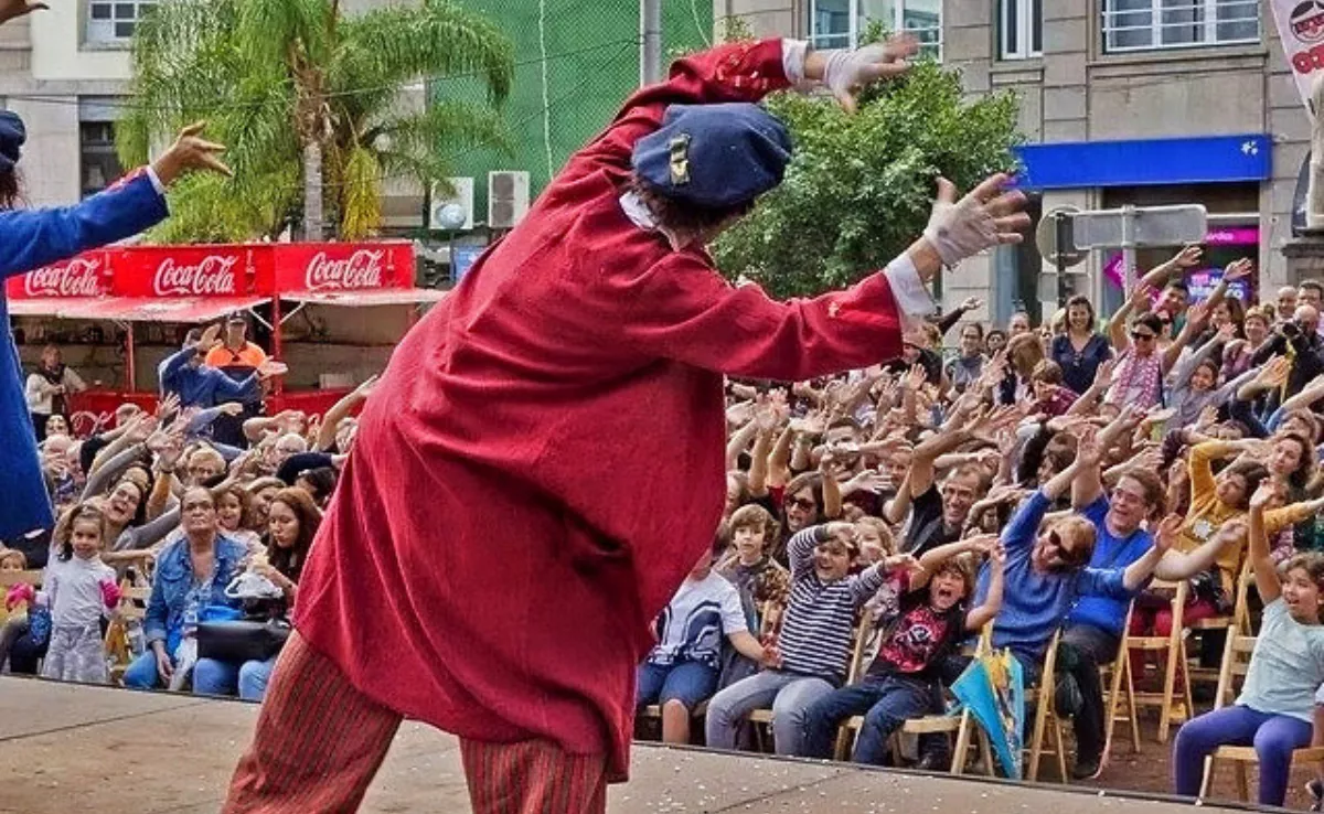 Espectáculo cultural en Santa Cruz / AYUNTAMIENTO DE SANTA CRUZ