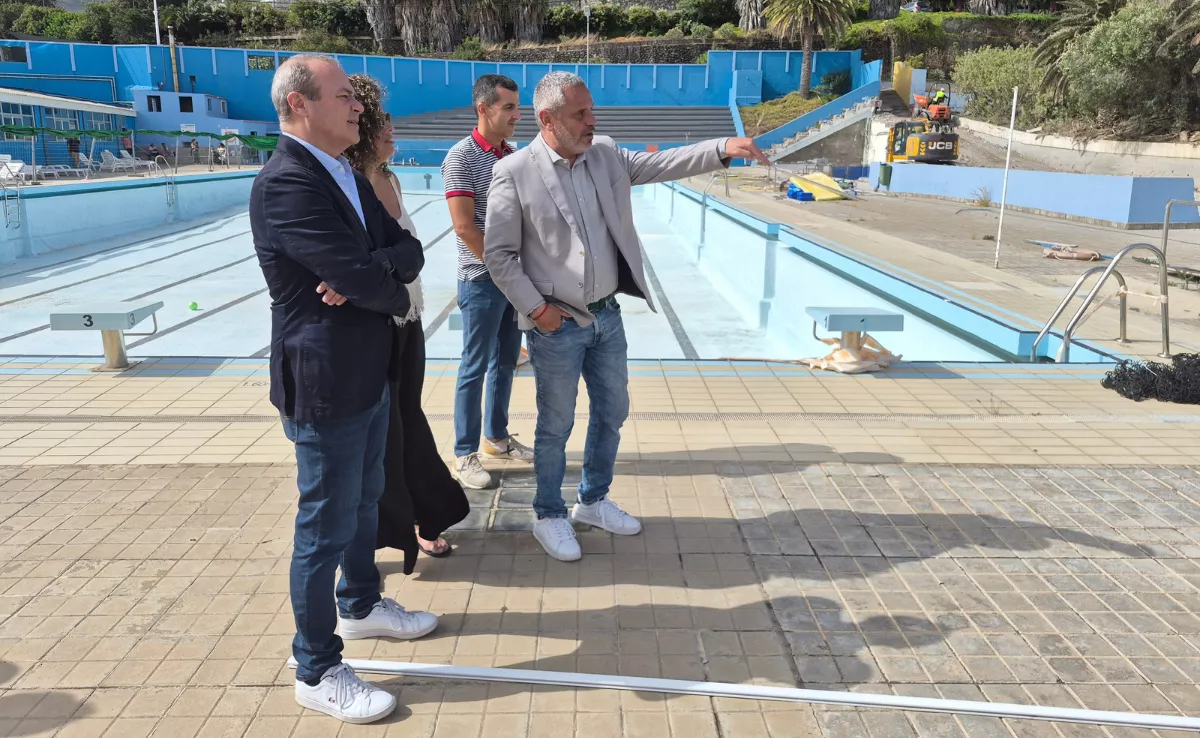 Gran Canaria financia la demolición de las gradas de la antigua piscina de Guía para construir el futuro Complejo Deportivo./ CEDIDA