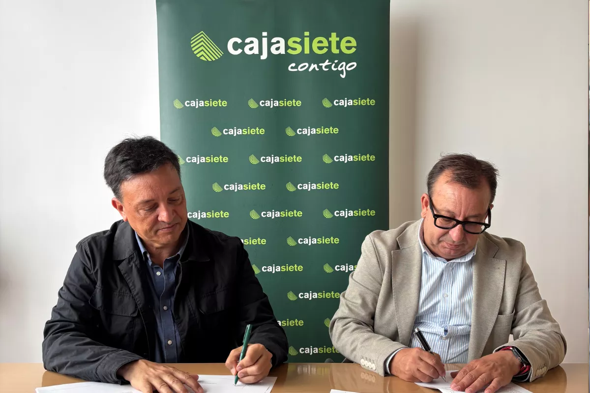 Cajasiete y el Colegio Oficial de Arquitectos de Lanzarote firman un convenio para apoyar la actividad profesional del colectivo. CEDIDA
