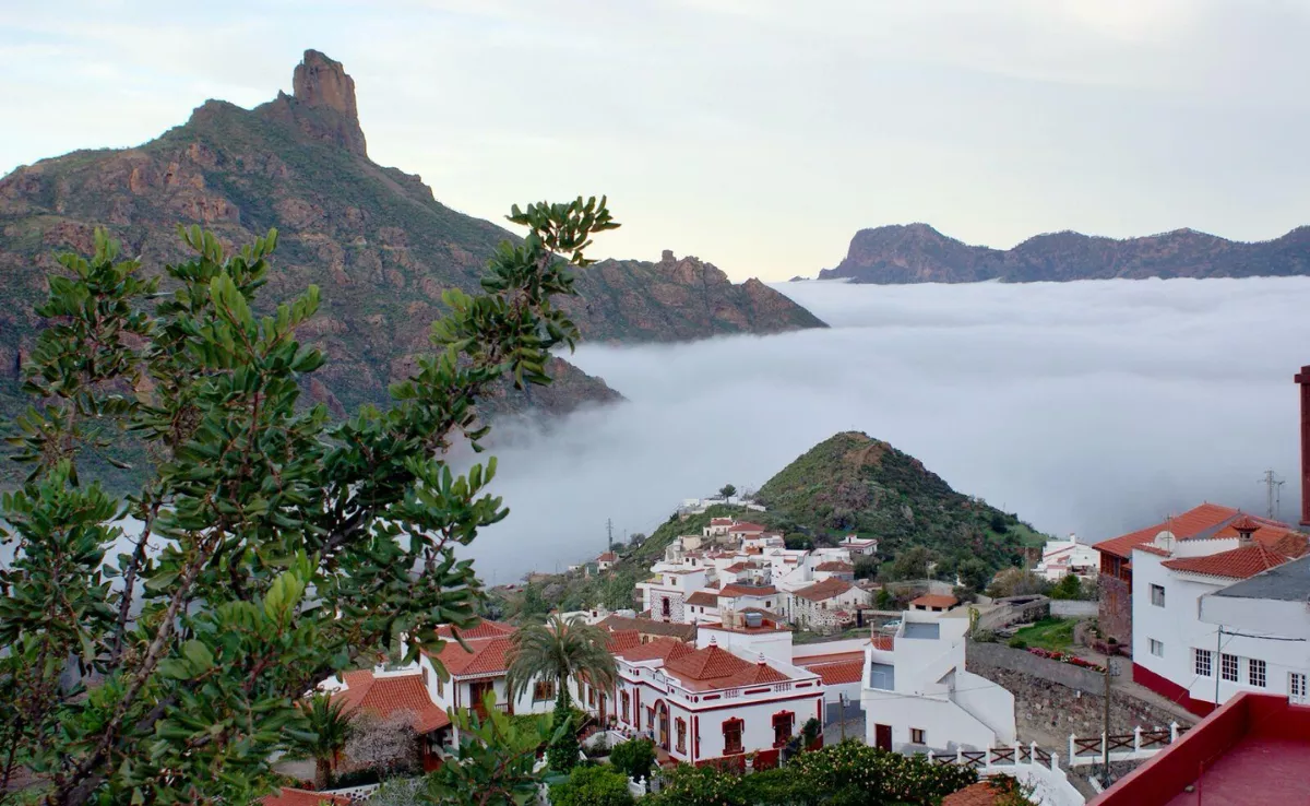 Imagen de Tejeda y el mar de nubes / PUEBLOS MÁS BONITOS DE ESPAÑA