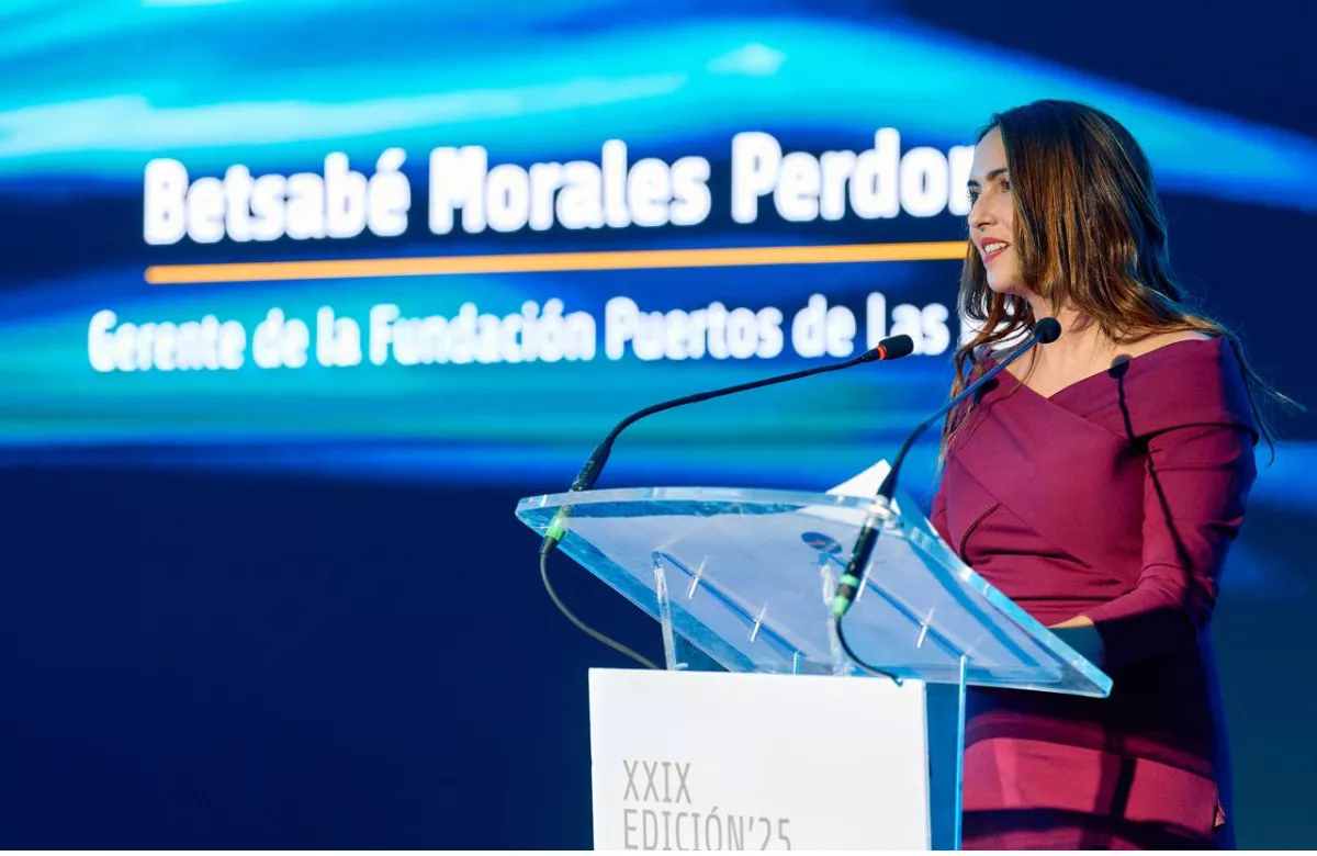 Betsabé Morales, gerente de la Fundación Puertos de Las Palmas hasta su dimisión hace dos meses, durante la gala de los premios Puerto de 2025. / APLP