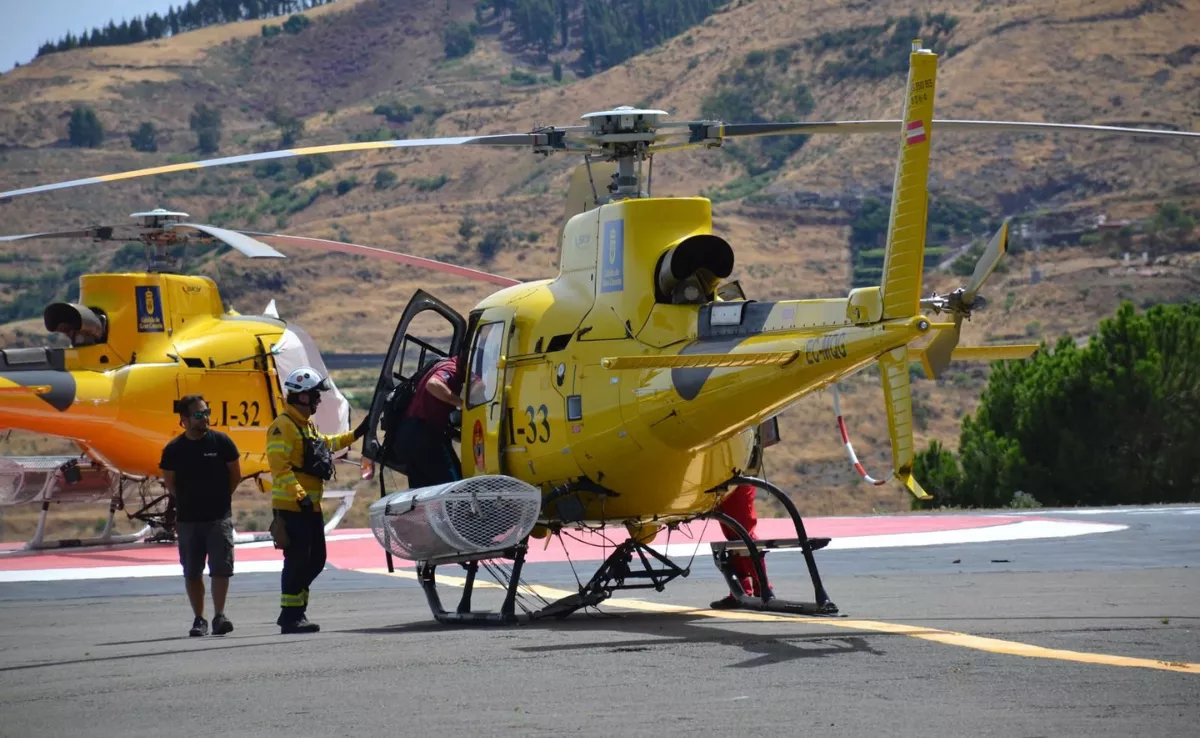 El helicóptero del Cabildo que ha llevado a cabo las actuaciones / CABILDO DE GRAN CANARIA