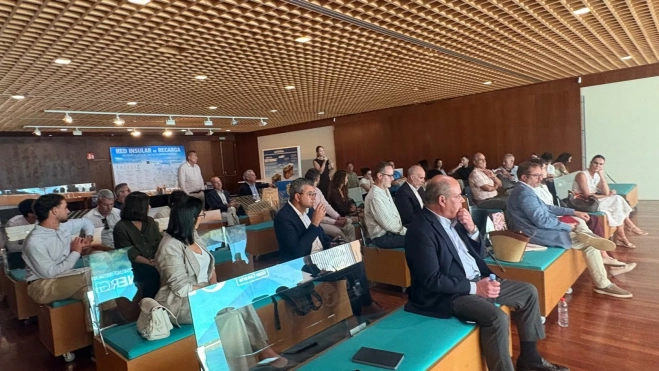 Foro Descarbonizar para Competir, que congregó a empresas, administración pública y expertos. / ASINCA Foro Descarbonizar para Competir, que congregó a empresas, administración pública y expertos. / ASINCA