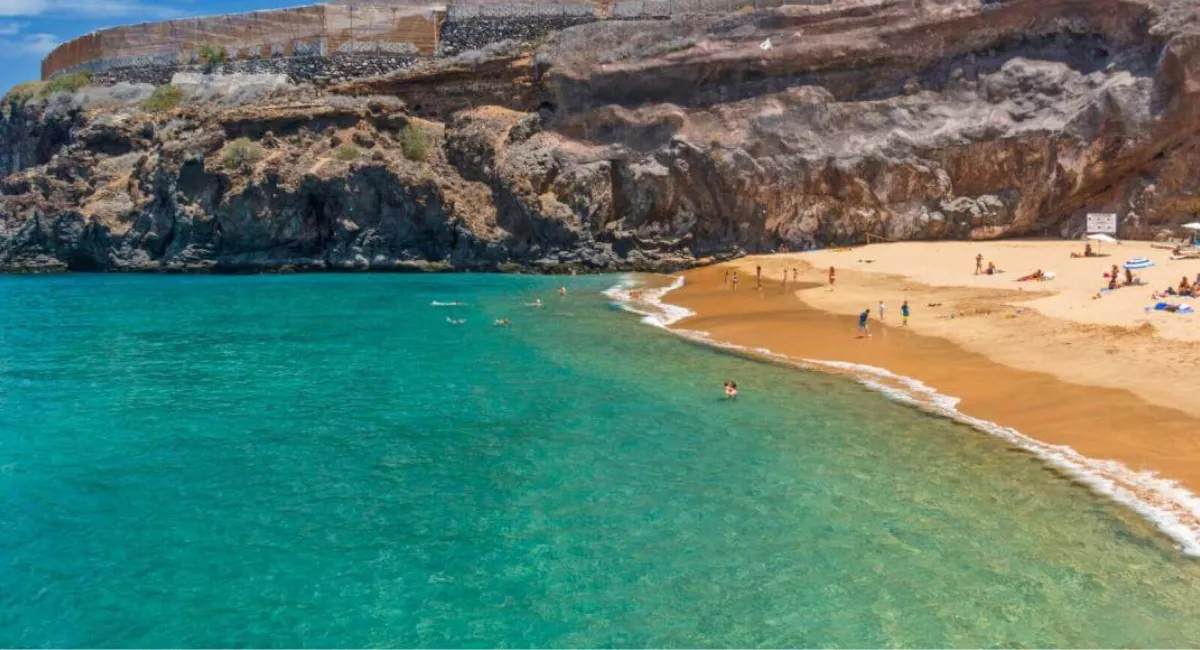 Imagen de la playa Abama, en Tenerife / HOLA ISLAS CANARIAS