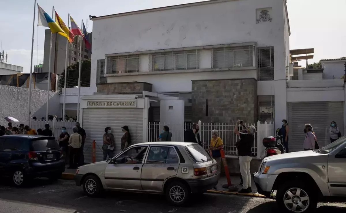 Oficina de Canarias en Caracas durante la pandemia. / EFE