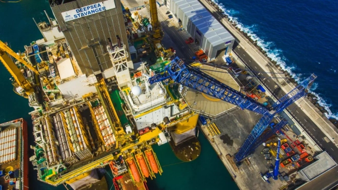 Una intervención de alta complejidad en un buque 'offshore'. / ASTICAN Una intervención de alta complejidad en un buque 'offshore'. / ASTICAN