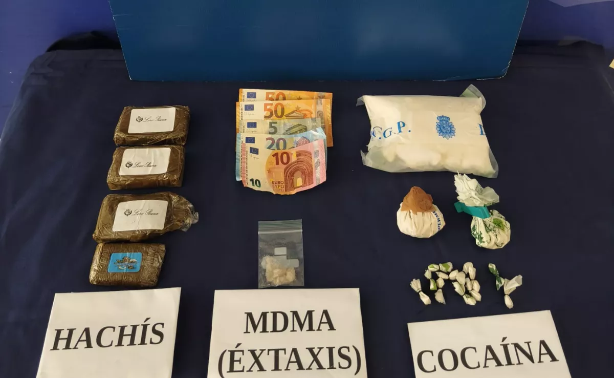 Punto activo de venta de estupefacientes en Costa del Silencio. / POLICÍA NACIONAL