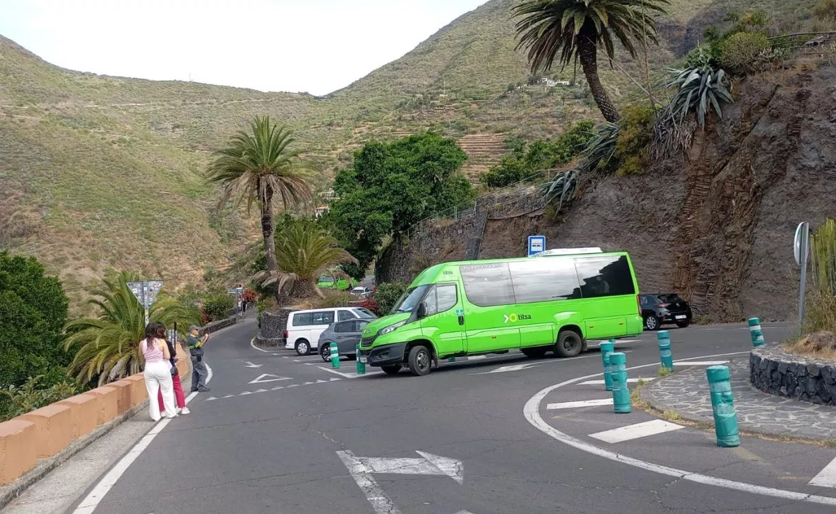 Guagua para transporte público en Masca |CEDIDA